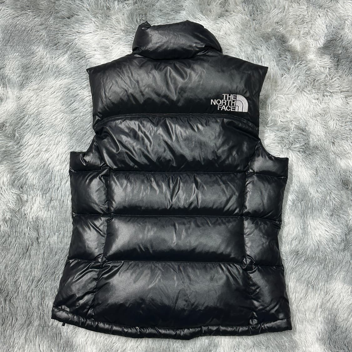 노스페이스 700 눕시 유광 블랙 패딩조끼 s 상품이미지4