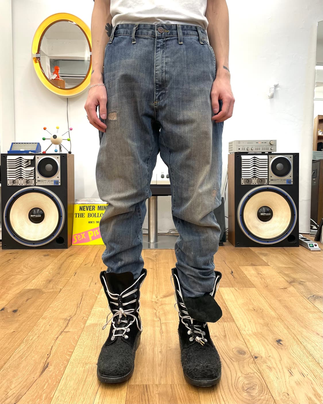 [31] 비비안웨스트우드 x Lee 사루엘 데님 팬츠 상품이미지1