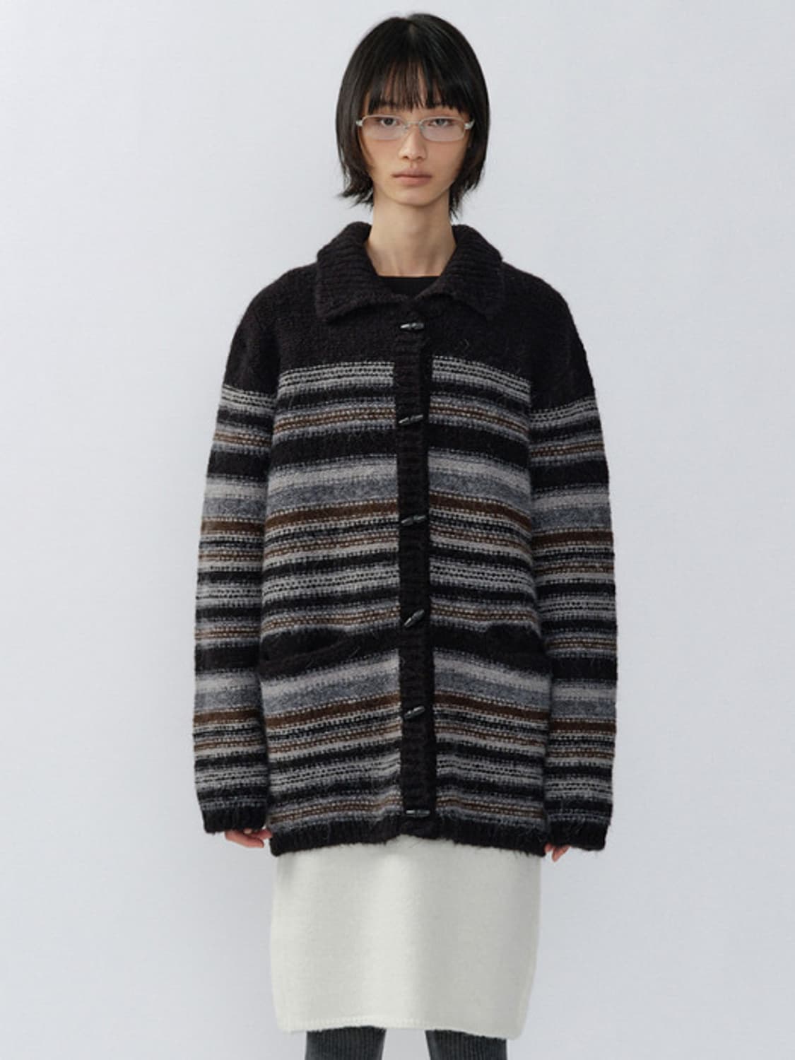 새상품 이어닝 WOOL TOGGLE REVERSIBLE KNIT COAT 상품이미지5