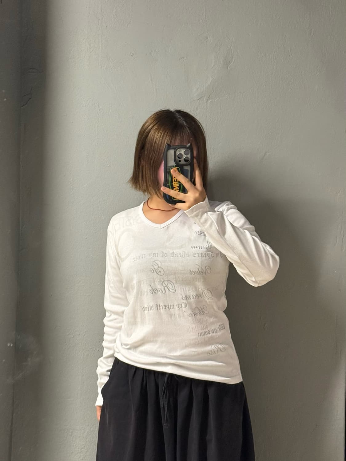 y2k lettering detail v-neck long sleeve 상품이미지2