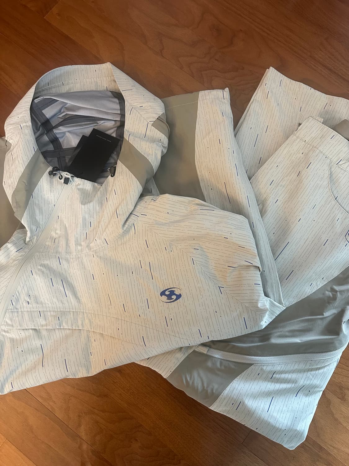 (한정판 상/하의 세트) 산산기어 x advanced research 상품이미지3