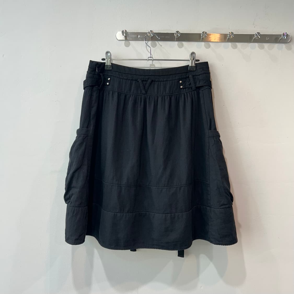 블랙 포켓 미디 스커트 상품이미지4
