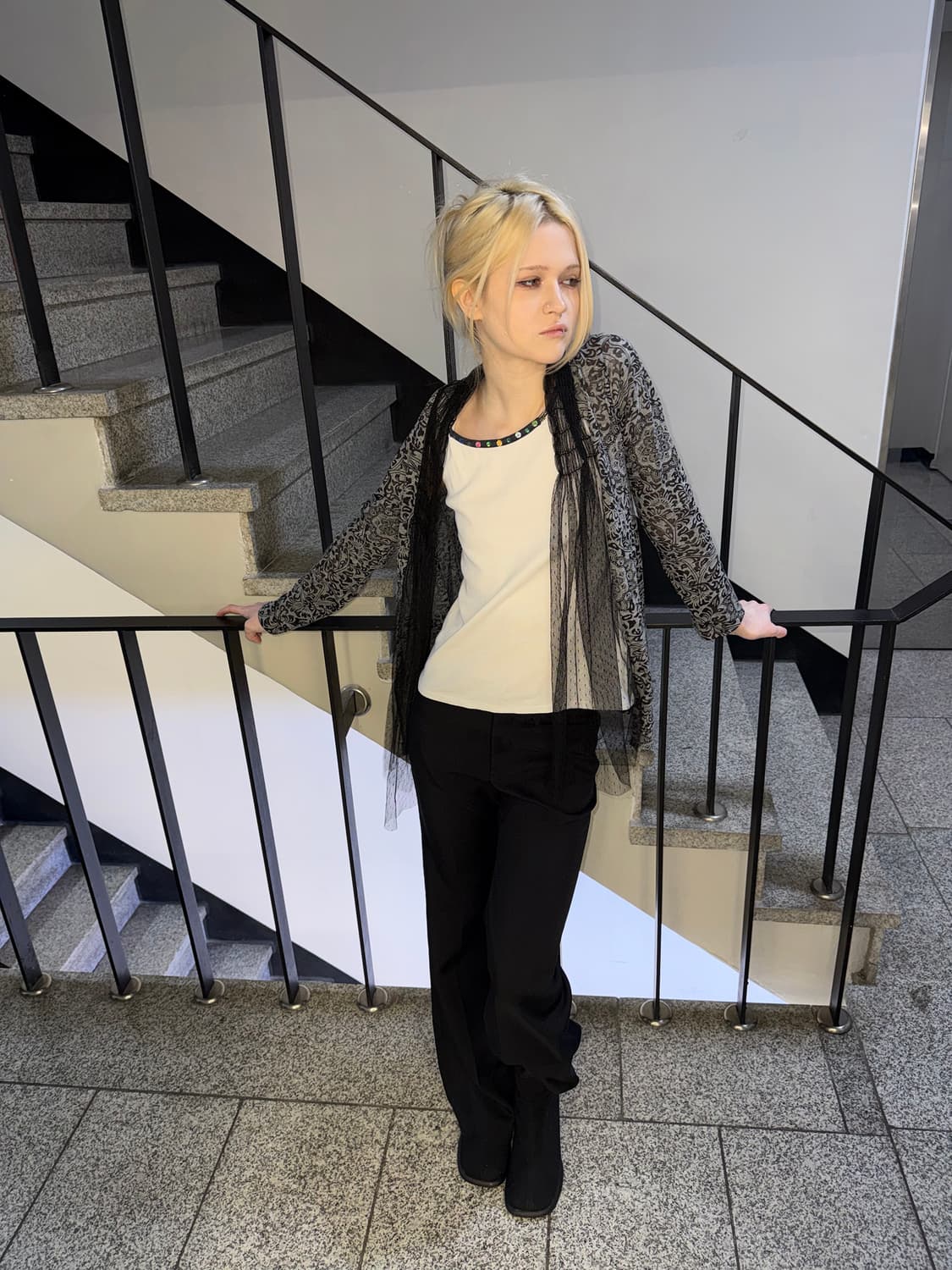 layered lace see-through cardigan 상품이미지5