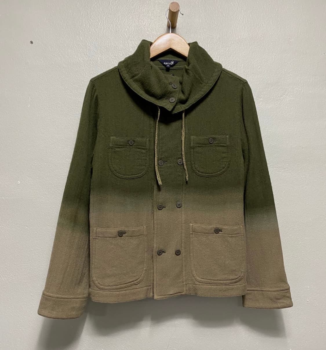 이세이미야케 hai 그라데이션 울 자켓 상품이미지1