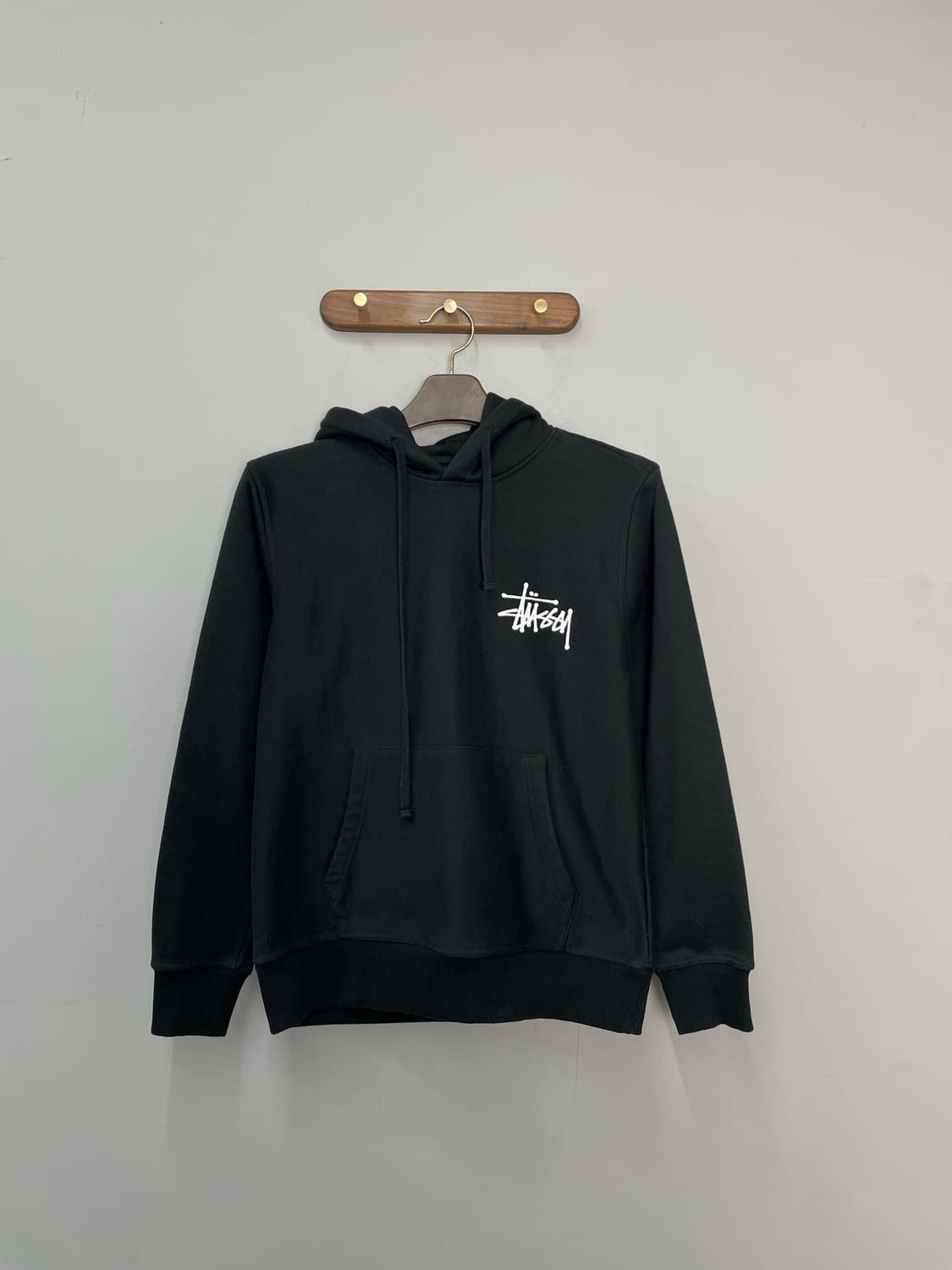 스투시 베이직 로고 블랙 후드티 H2374 상품이미지3