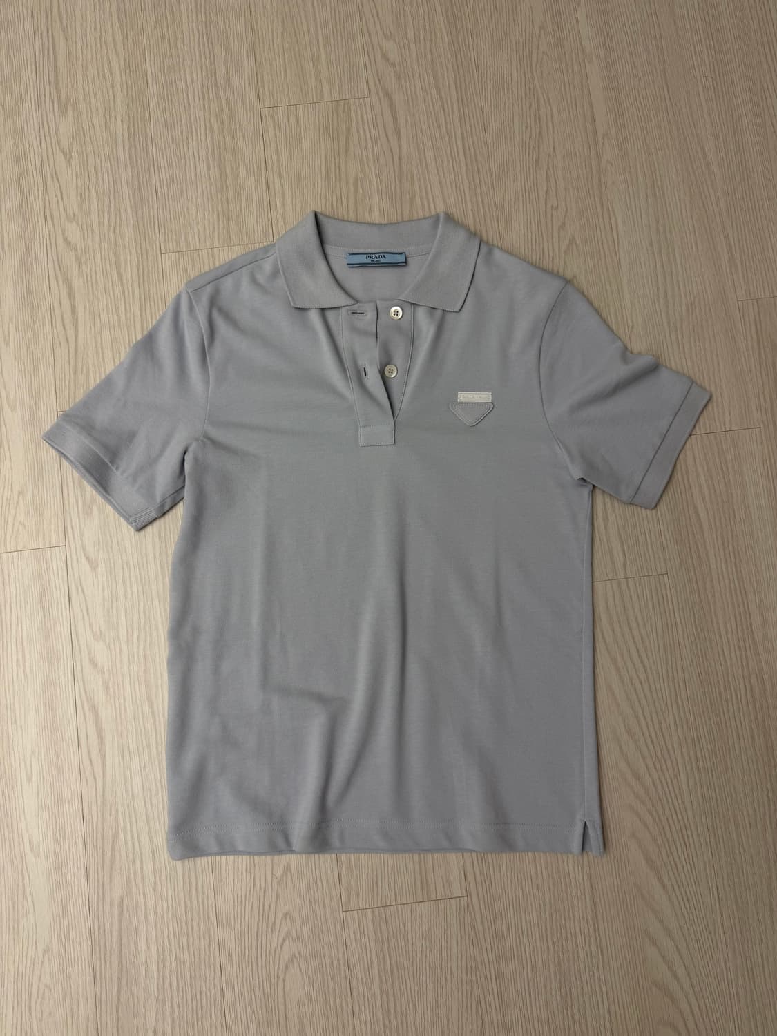 프라다 피케티셔츠 상품이미지1