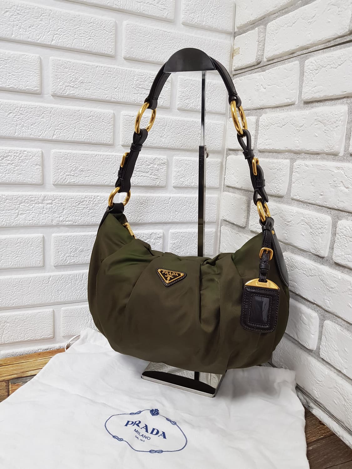 [정품] 프라다 포코노 금장 숄더백 상품이미지1