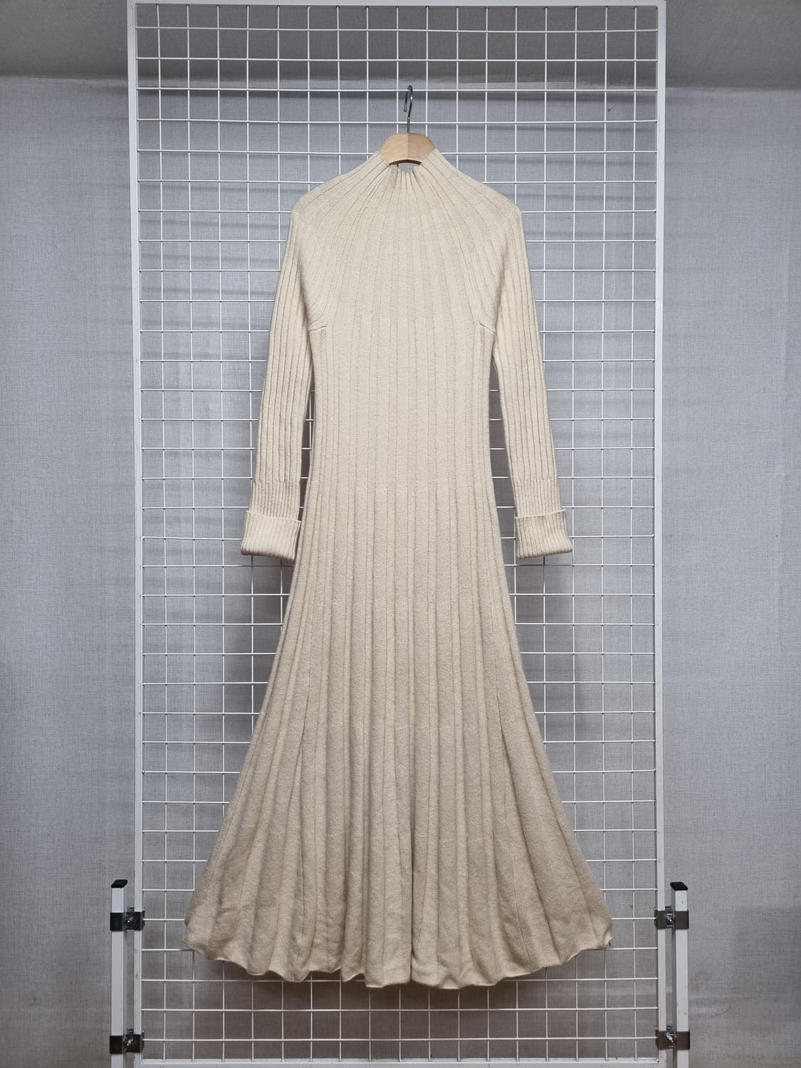 LVIR 르비에르 울 캐시미어 니트원피스 상품이미지1