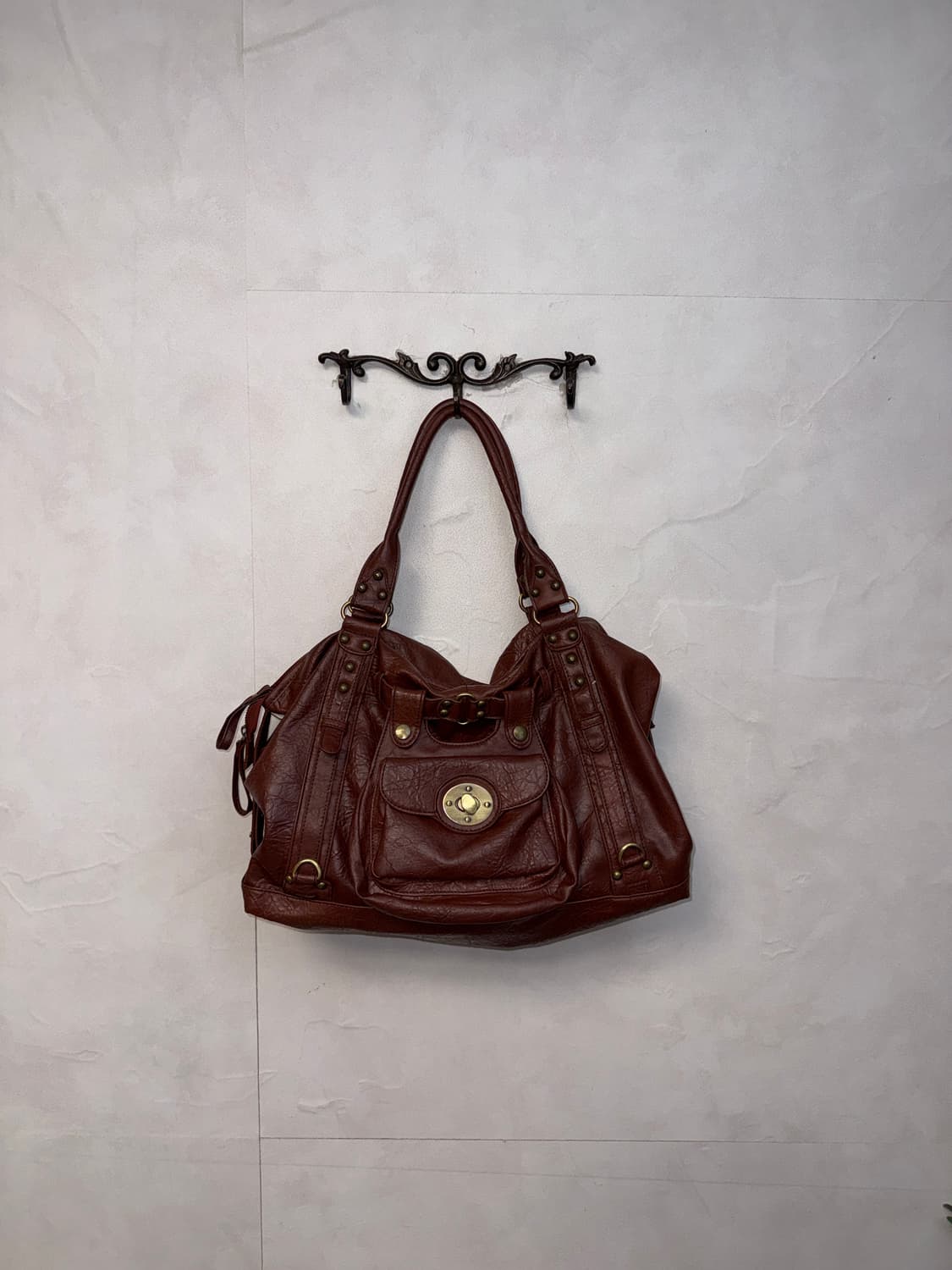 Brown multi pocket buckle tote bag 상품이미지1