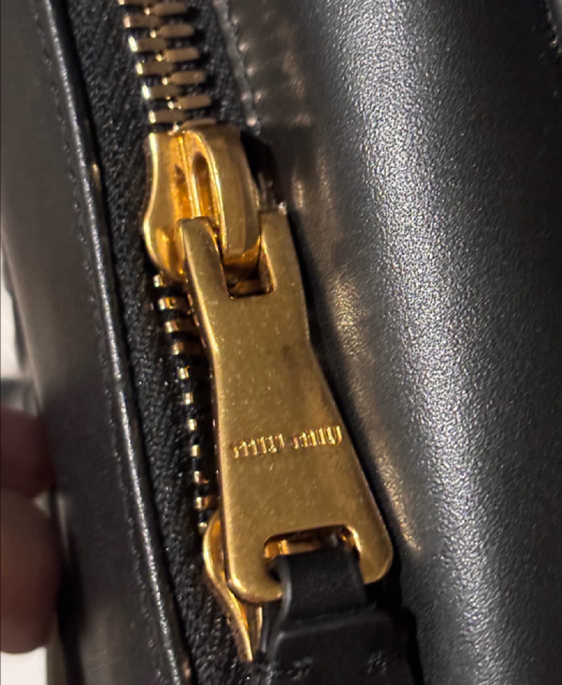 미우미우 아르카디 보 라지 백 상품이미지3