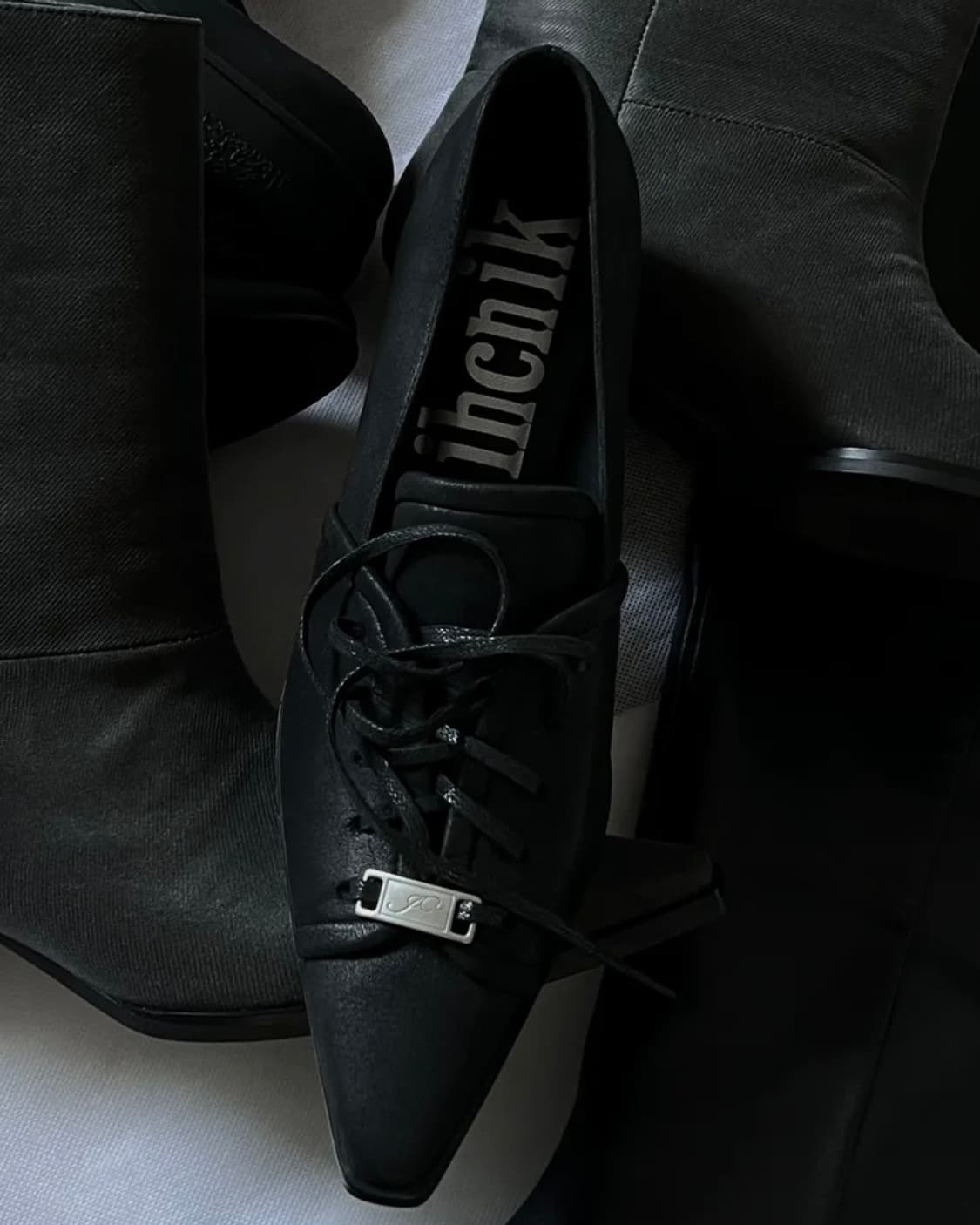 이크닉 011 iconic lace heels 상품이미지1