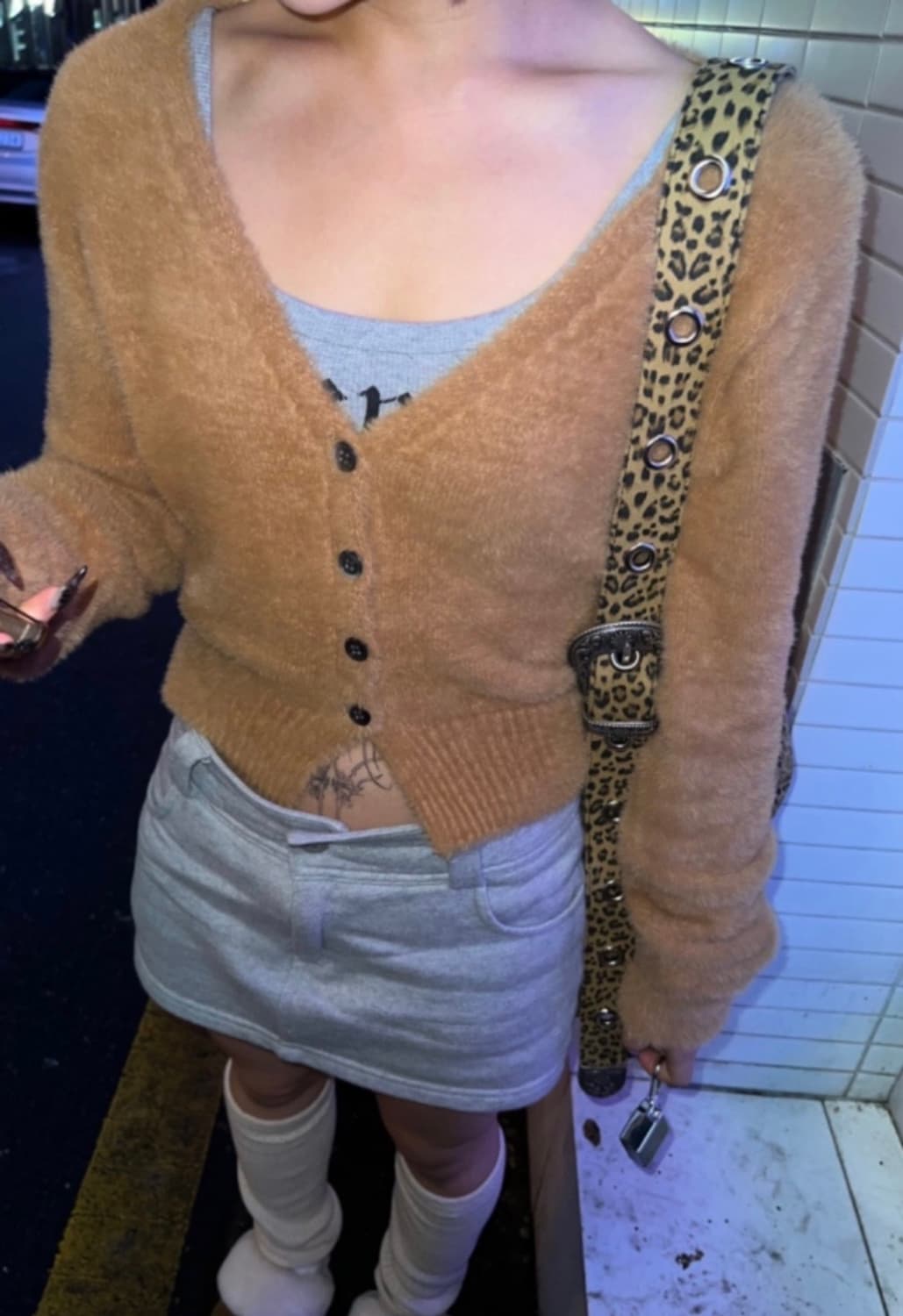 더미스테리어스호텔 퍼 가디건 상품이미지1