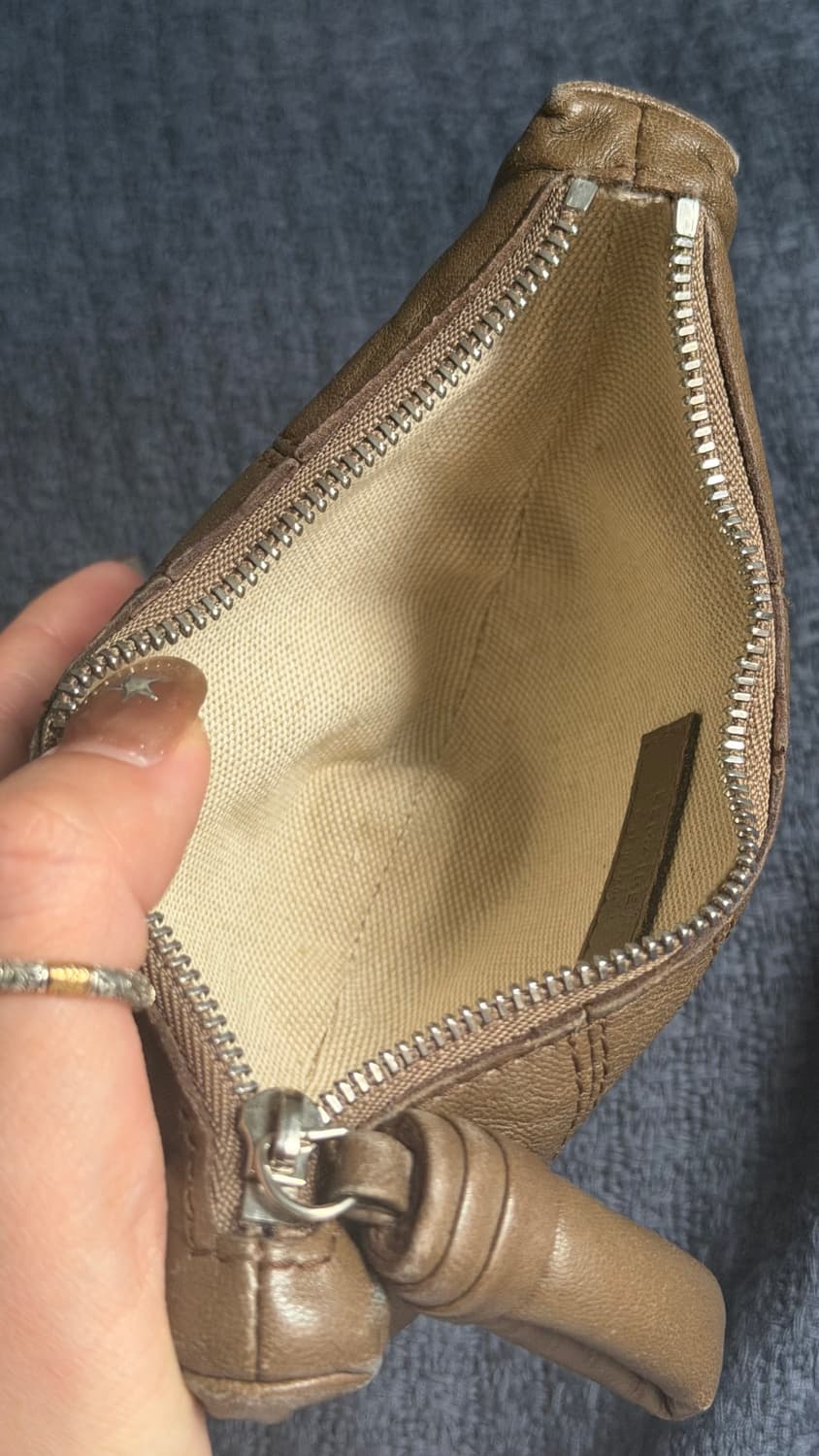 르메르 크루아상 코인 펄스 브론즈 카키 상품이미지6