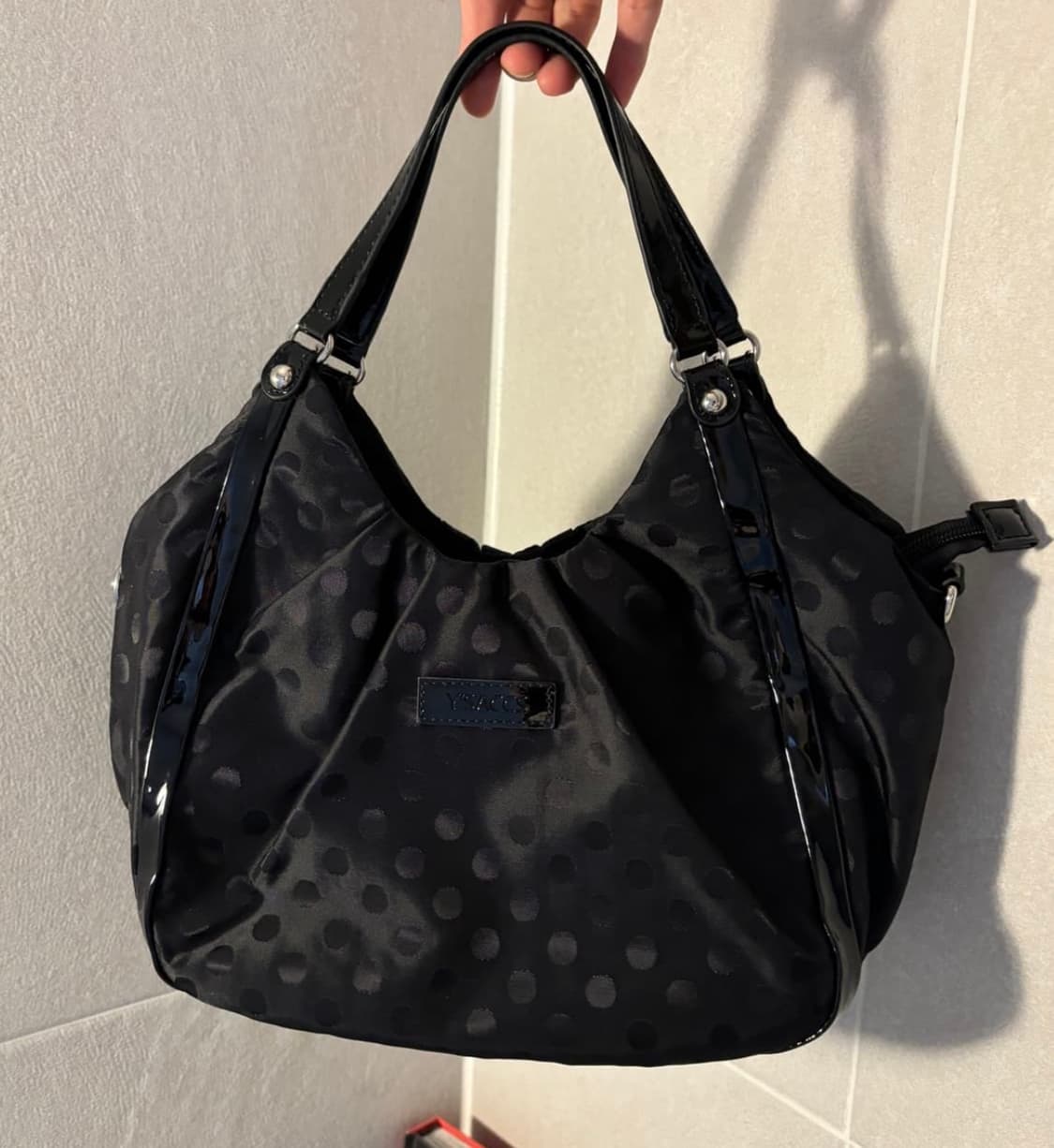 Y’saccs 블랙 도트백 상품이미지1