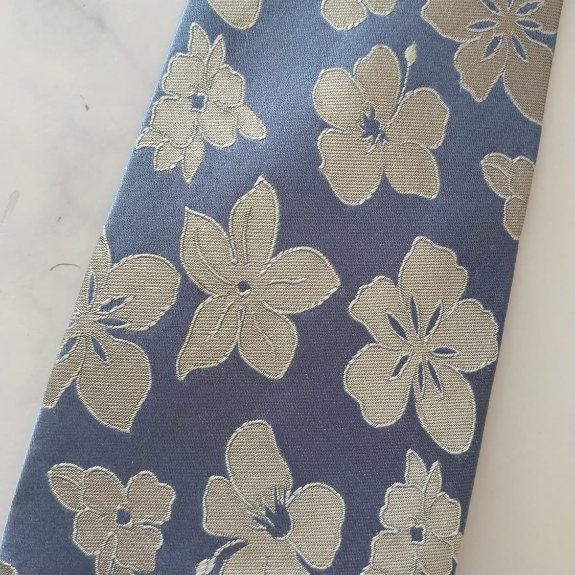 알테아 실크 블루 플라워 자카드 넥타이 9.4cm A등급 K1732
 상품이미지7