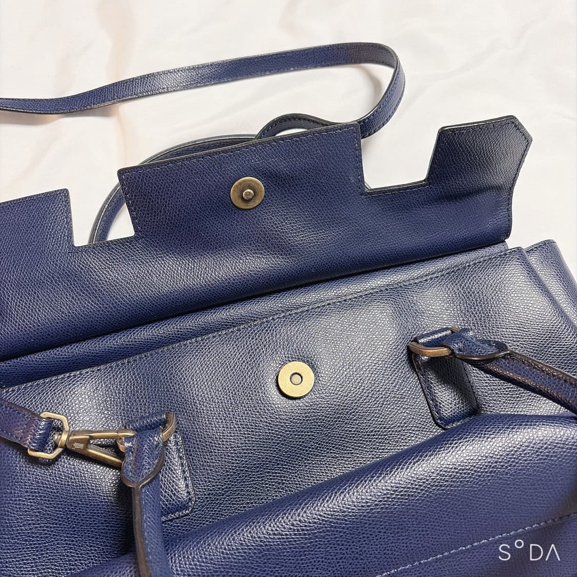 랑방 숄더 크로스백 네이비 상품이미지4