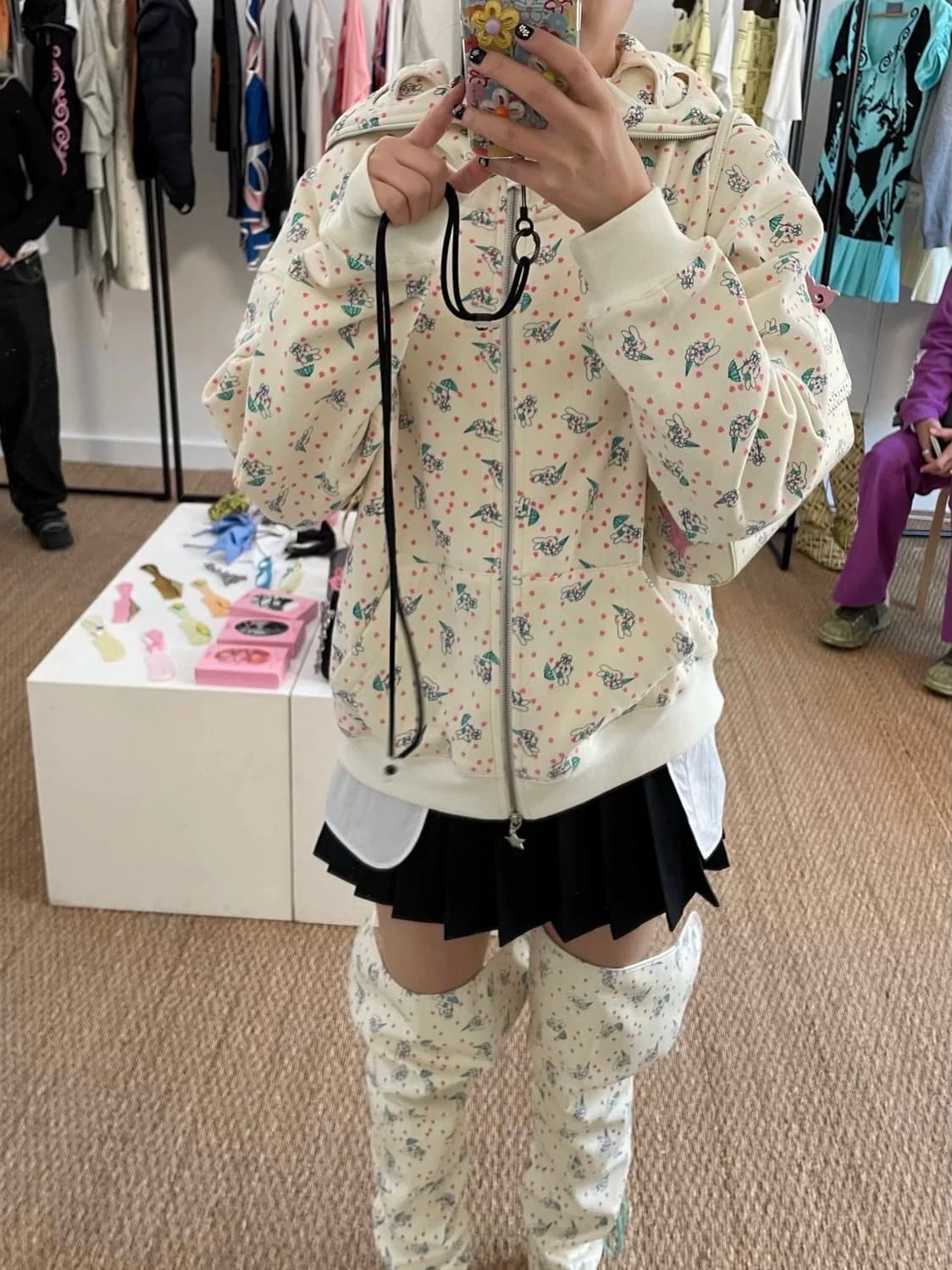 애슐리윌리엄스 노란토끼 후드집업 상품이미지1