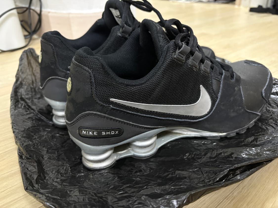 Nike 2016 shox avenue black metalic silv 상품이미지1