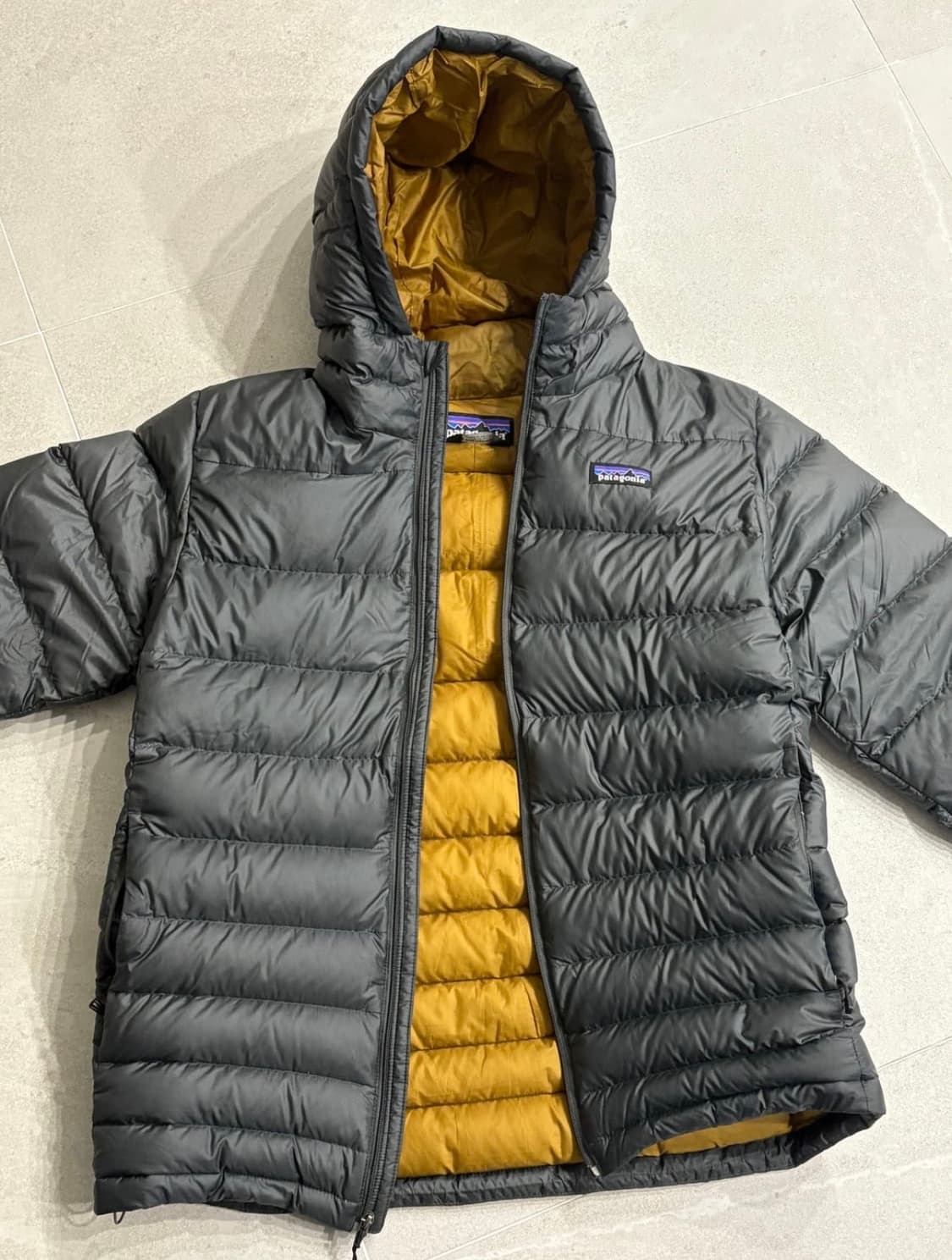 파타고니아 다운스웨터 후디 경량패딩 상품이미지2