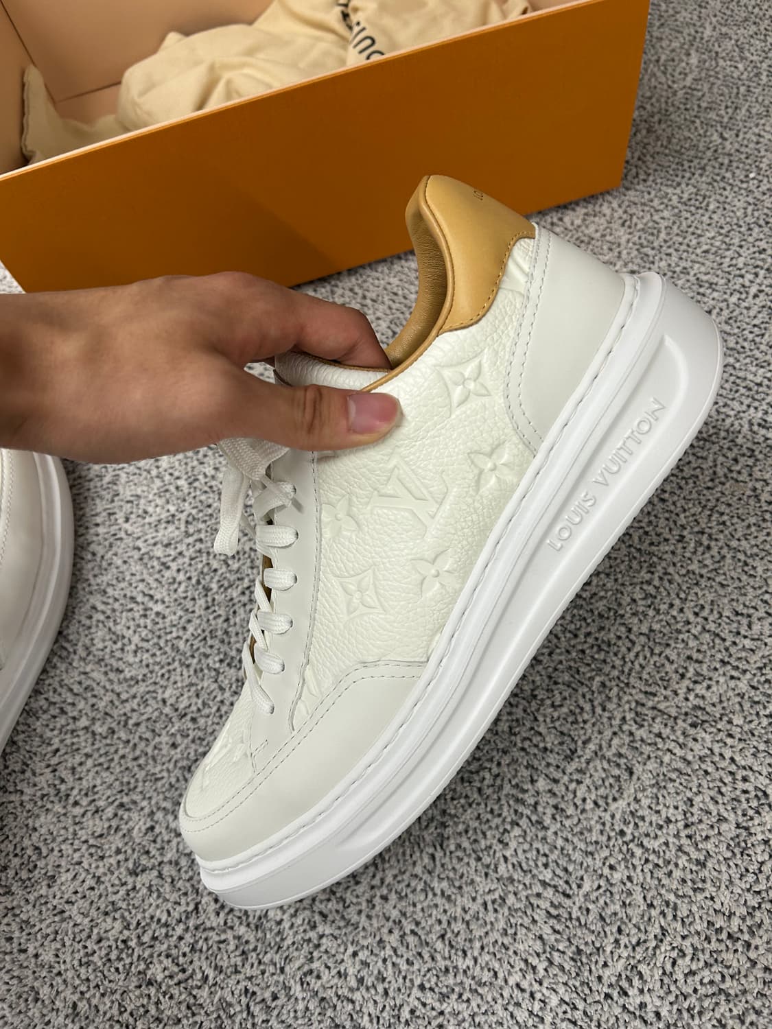 [새상품/270] 루이비통 비버리힐스 스니커즈  상품이미지4