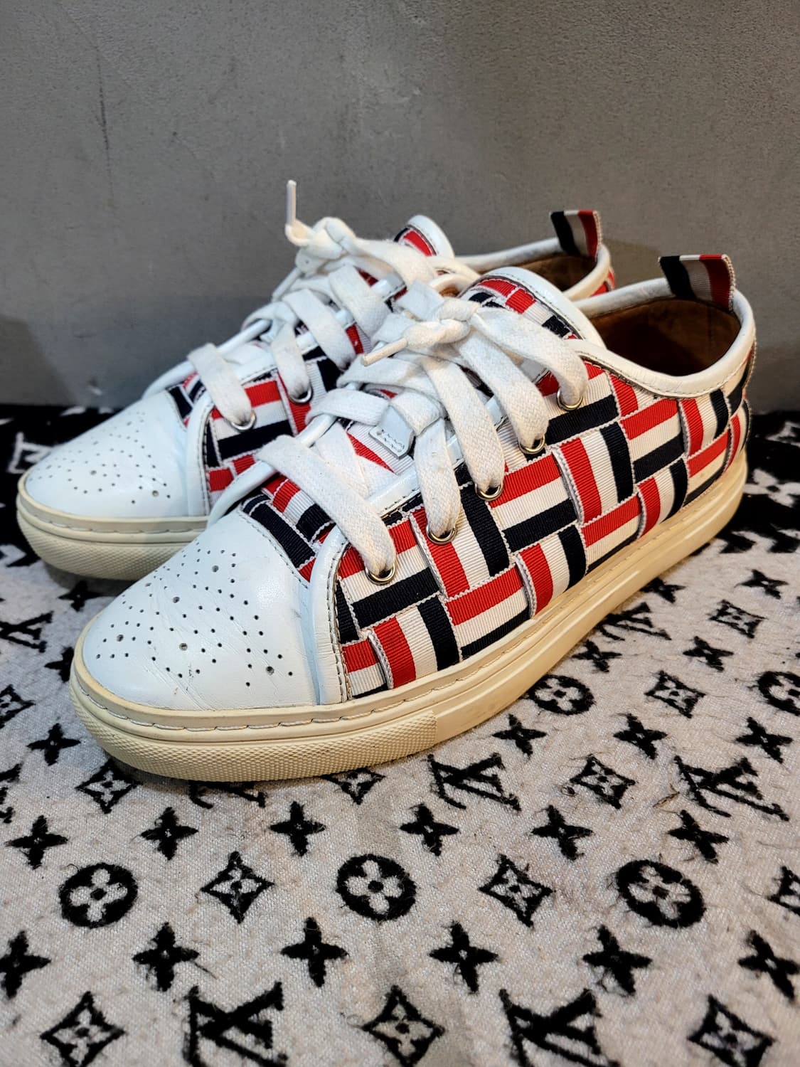 정품 톰브라운 그로그랭 스니커즈 상품이미지1