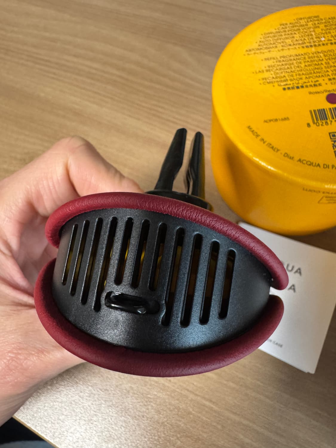 아쿠아디파르마 차량용 디퓨저 딥레드 한정판 판매 상품이미지3