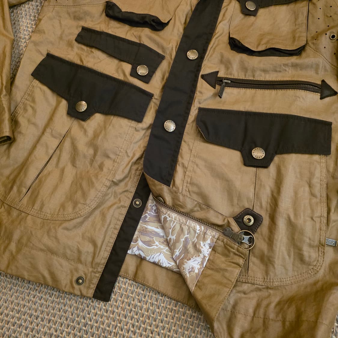 White Mountaineering x Barbour 바버 린넨 사파리 상품이미지3