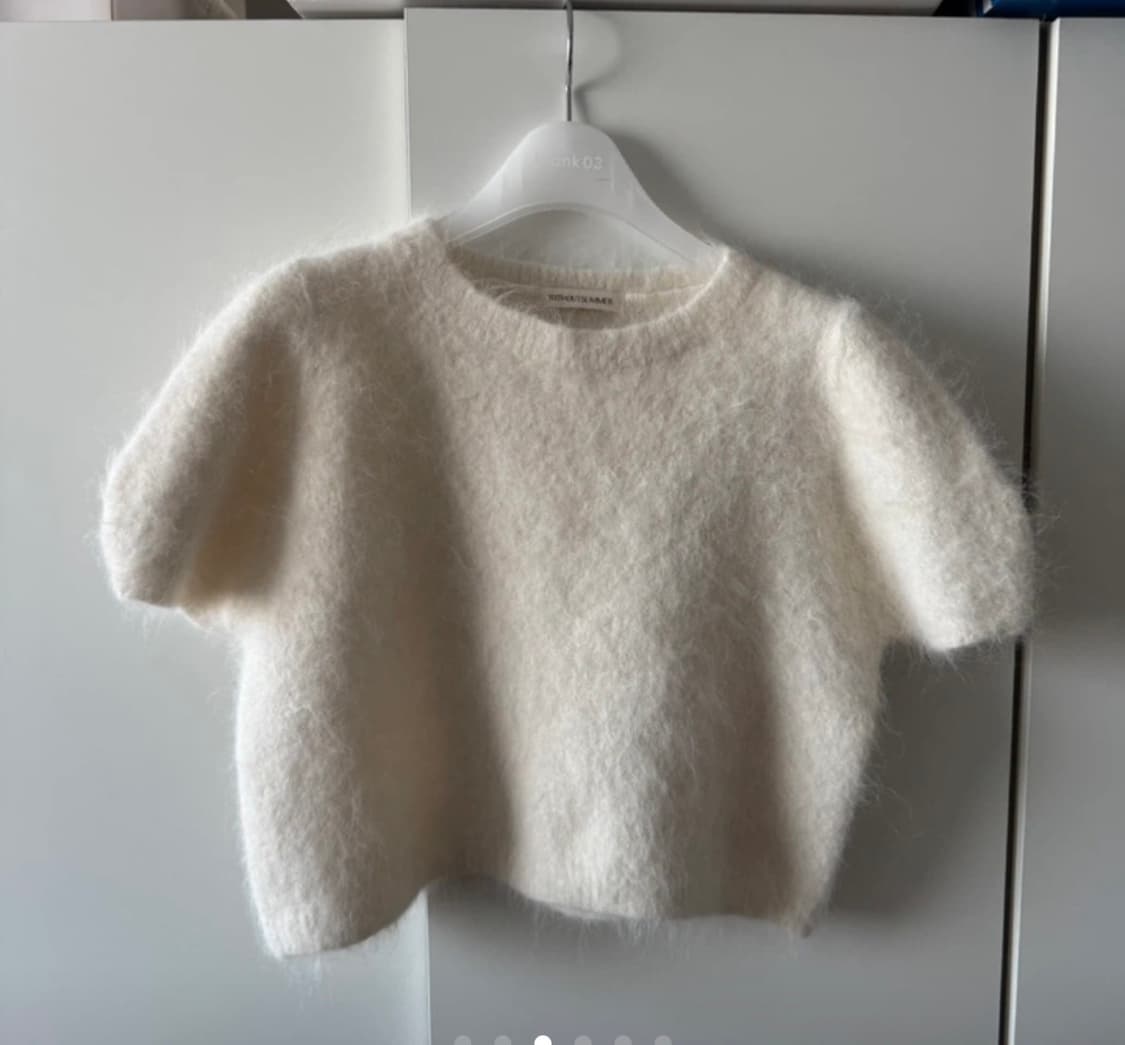 위드아웃썸머 아이보리 퍼프 반팔 부클 니트 상품이미지3