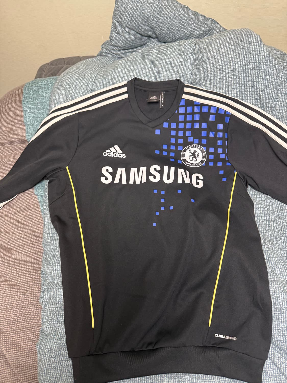 아디다스 첼시 트레이닝 맨투맨 상품이미지1