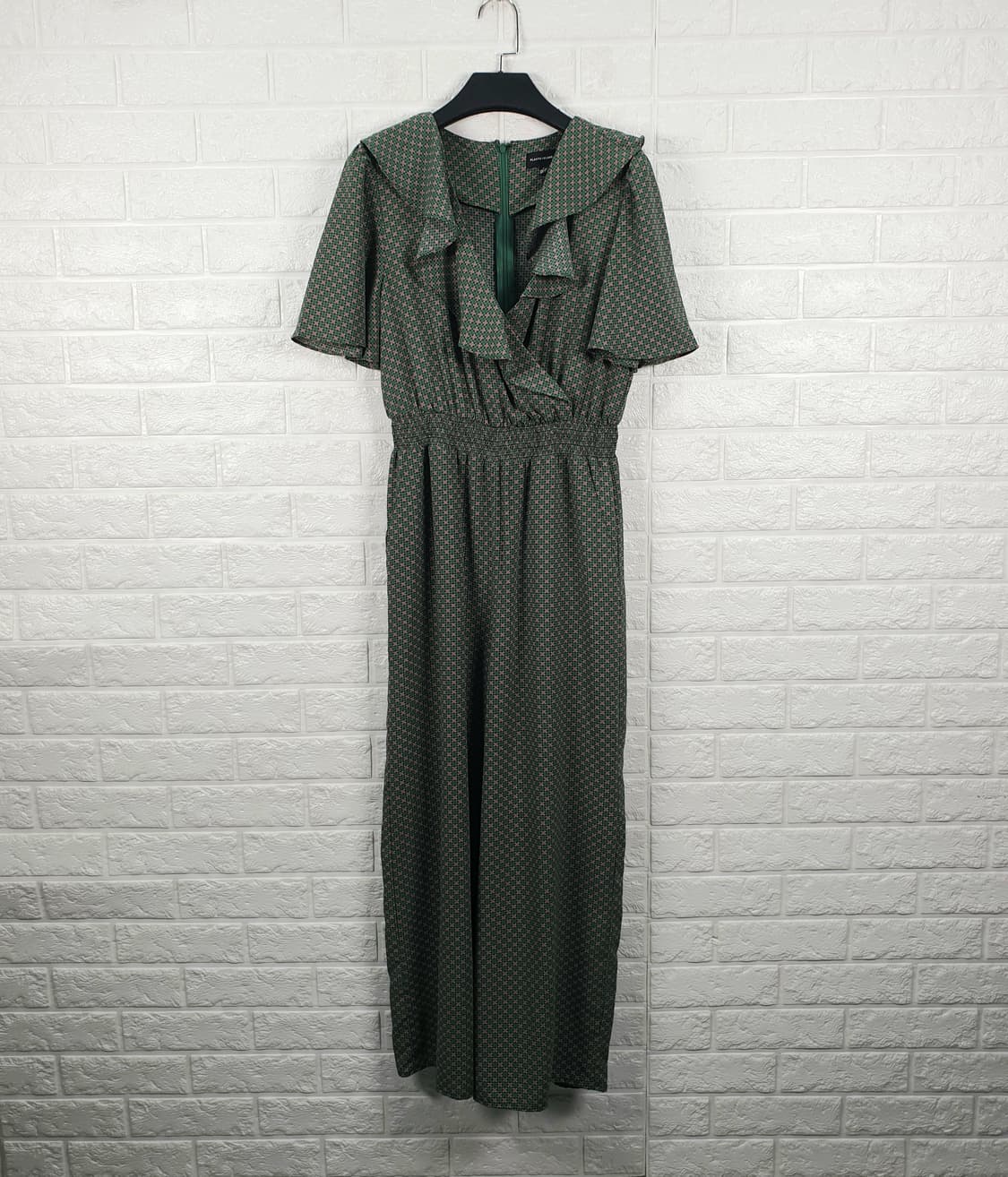 [55]플라스틱아일랜드 프릴 점프 수트 상품이미지2