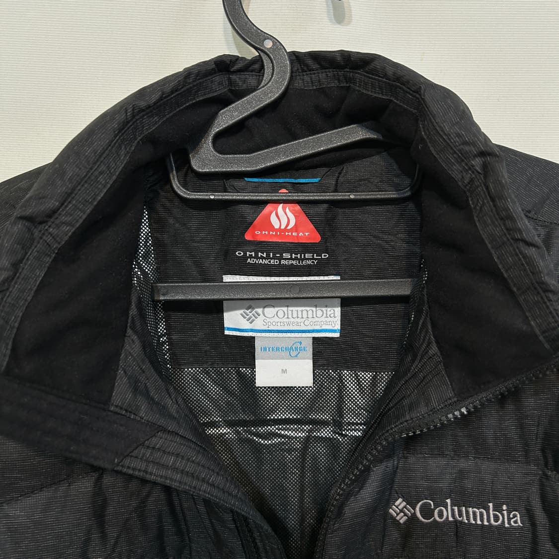 컬럼비아 남성 발열 구스다운 경량패딩 95 상품이미지2