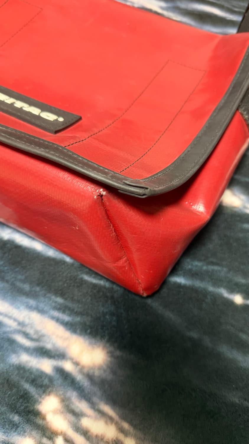 프라이탁 라씨 레드 상품이미지4