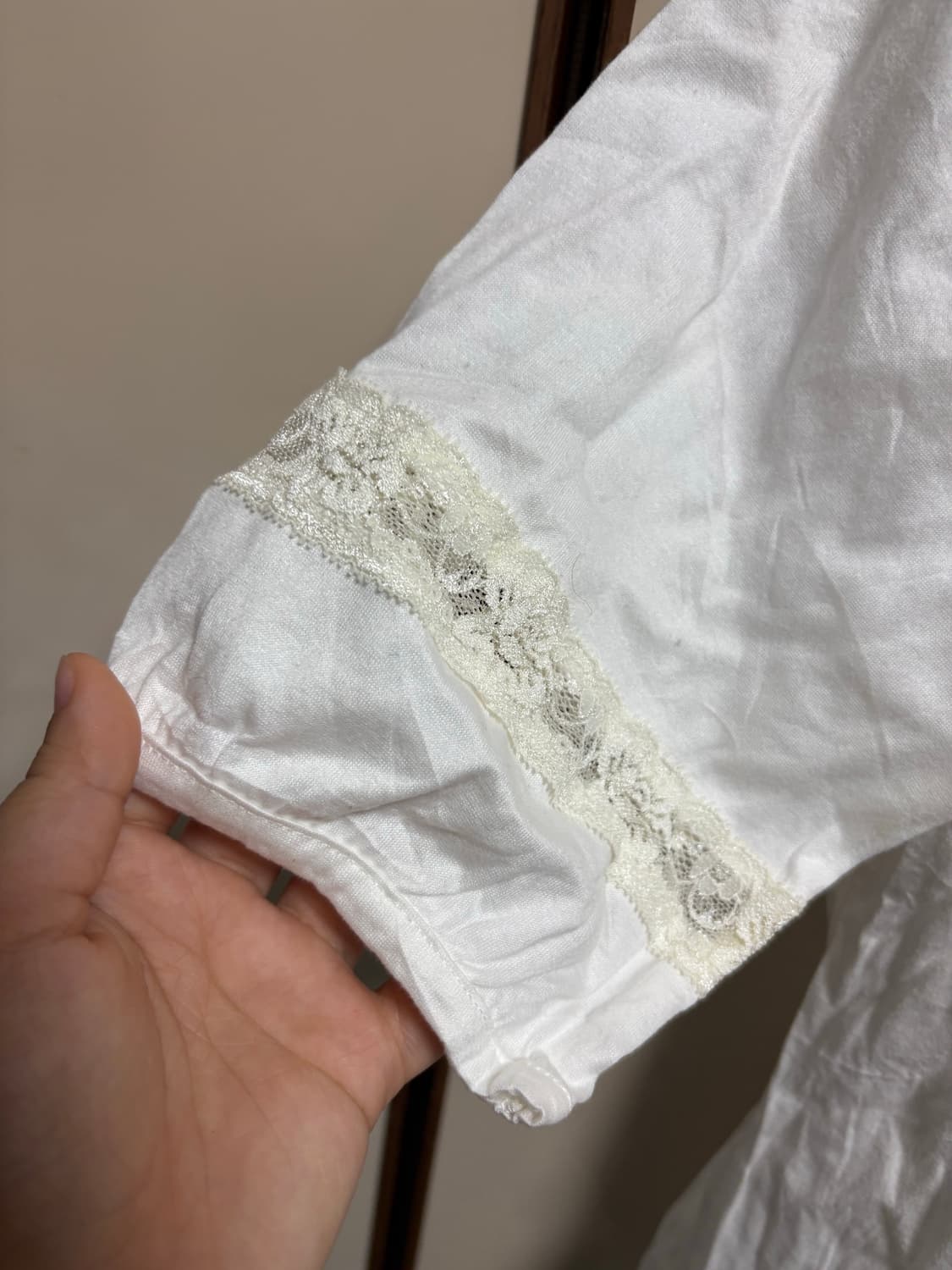 ROSA GELLA 화이트 레이스 모리걸 블라우스 상품이미지3