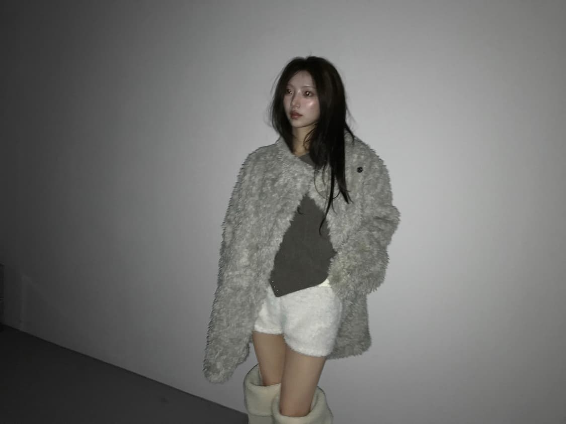 퍼자켓 그레이 앙고라 니트 차콜 상품이미지1