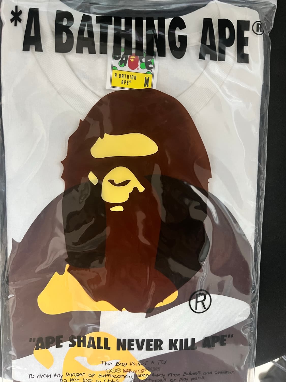 베이프 오사카 팝업 스토어 한정 상품이미지2