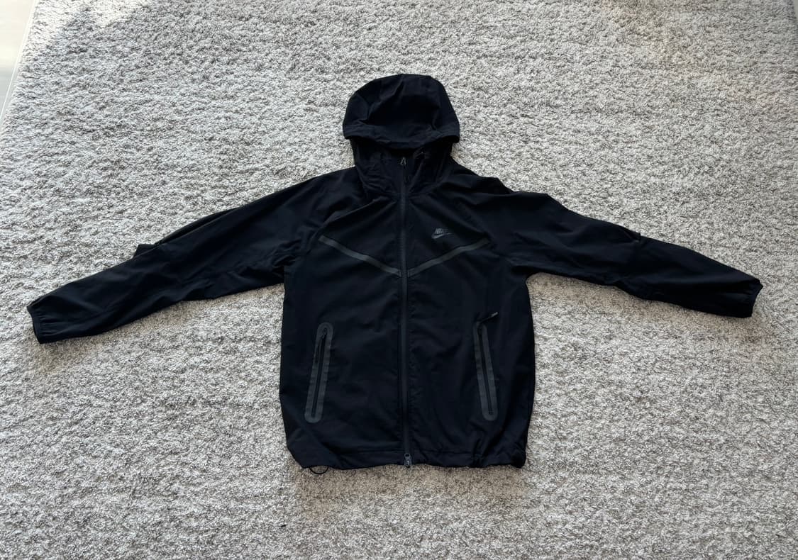 나이키 테크 우븐 윈드러너 블랙 상품이미지1