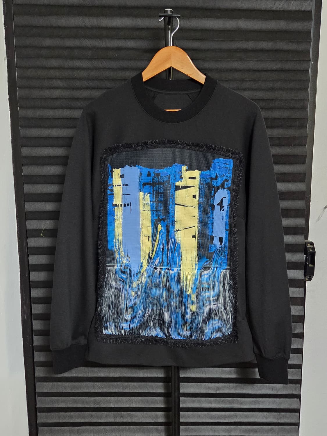 (정품) [시스템 옴므] 아트워크 프린트 프링지 맨투맨 | 00135 상품이미지1