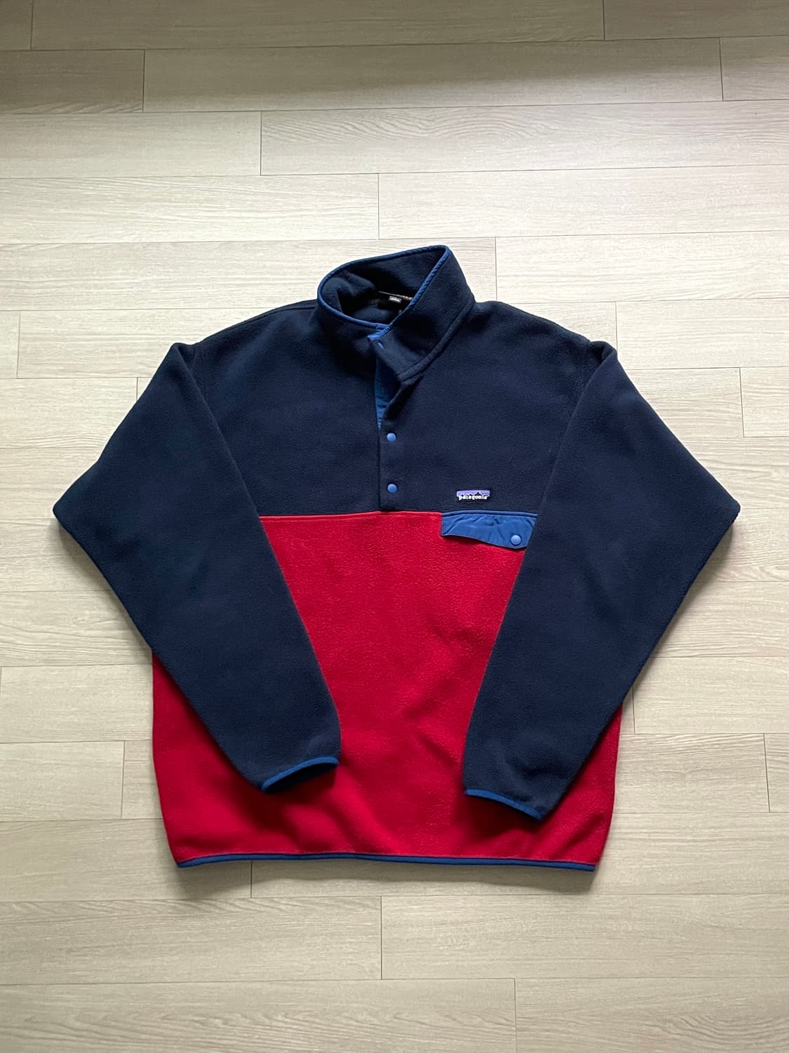 파타고니아 신칠라 레드 블루 플리스 patagonia 상품이미지1