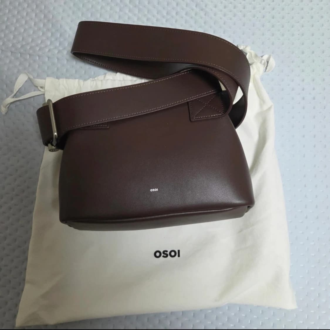 오소이 (미니 브로트 초코브라운) - 상태 새상품 상태 급처 상품이미지1