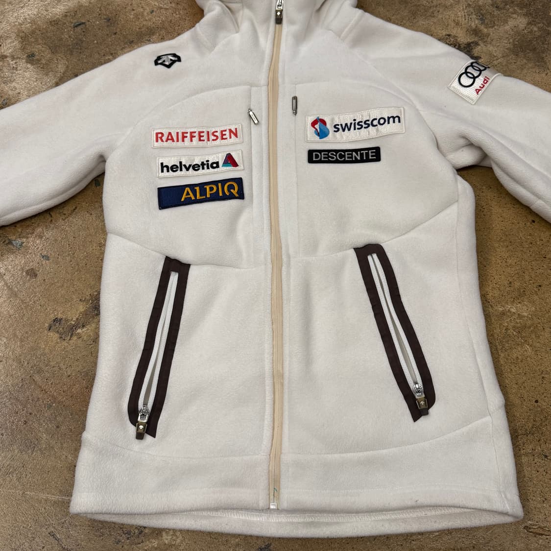 [정품/85] 데상트 스위스 스키팀 후드 플리스 자켓 b17 상품이미지3