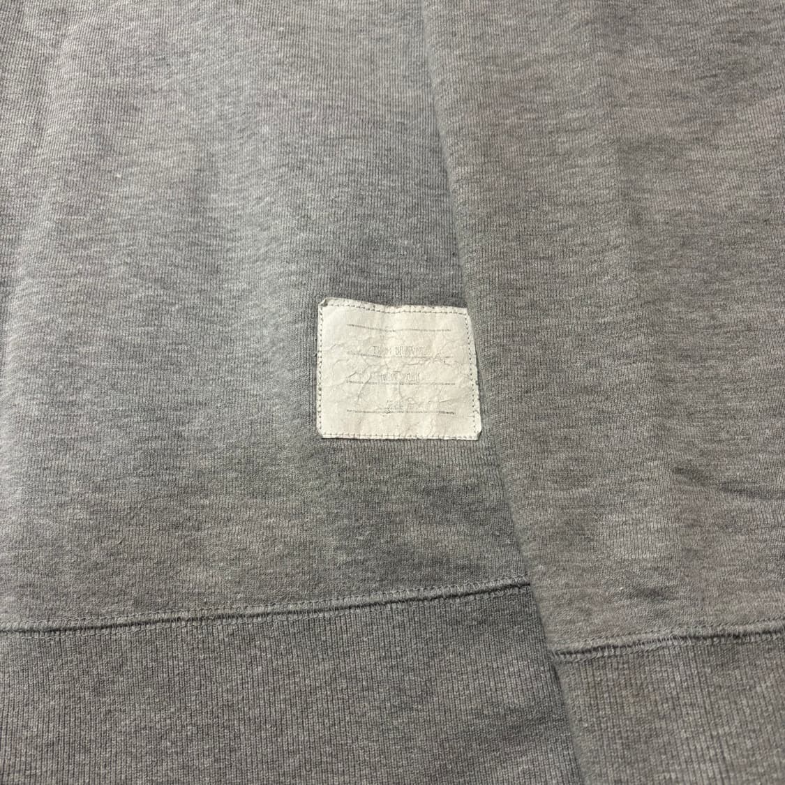 [3 Size] 톰브라운 4선 맨투맨 상품이미지3