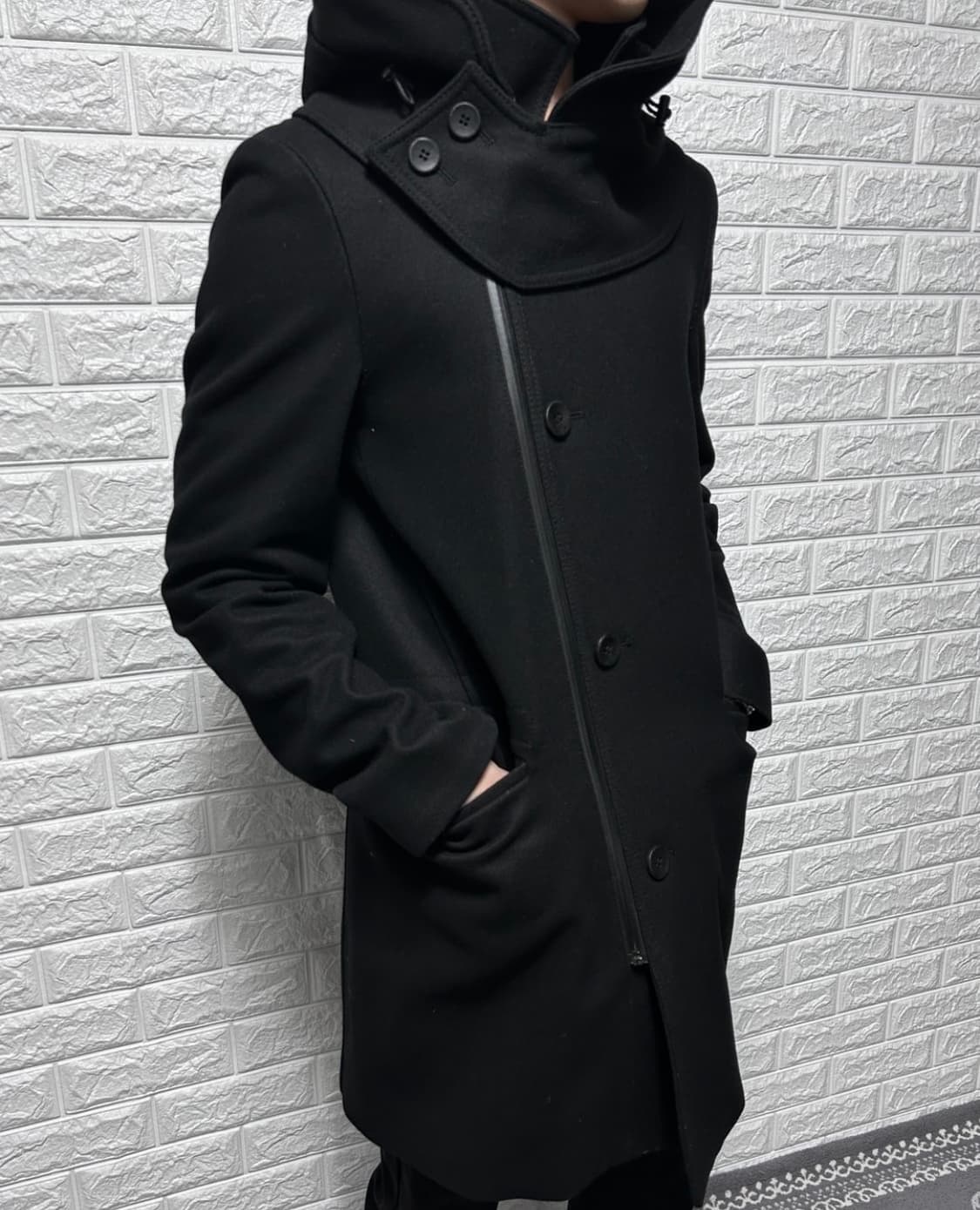 우영미 사선 사무라이 후드 울 코트 상품이미지1