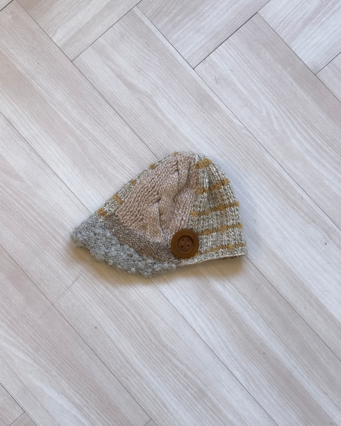 [Vintage] Handmade button Knit Beanie 상품이미지2