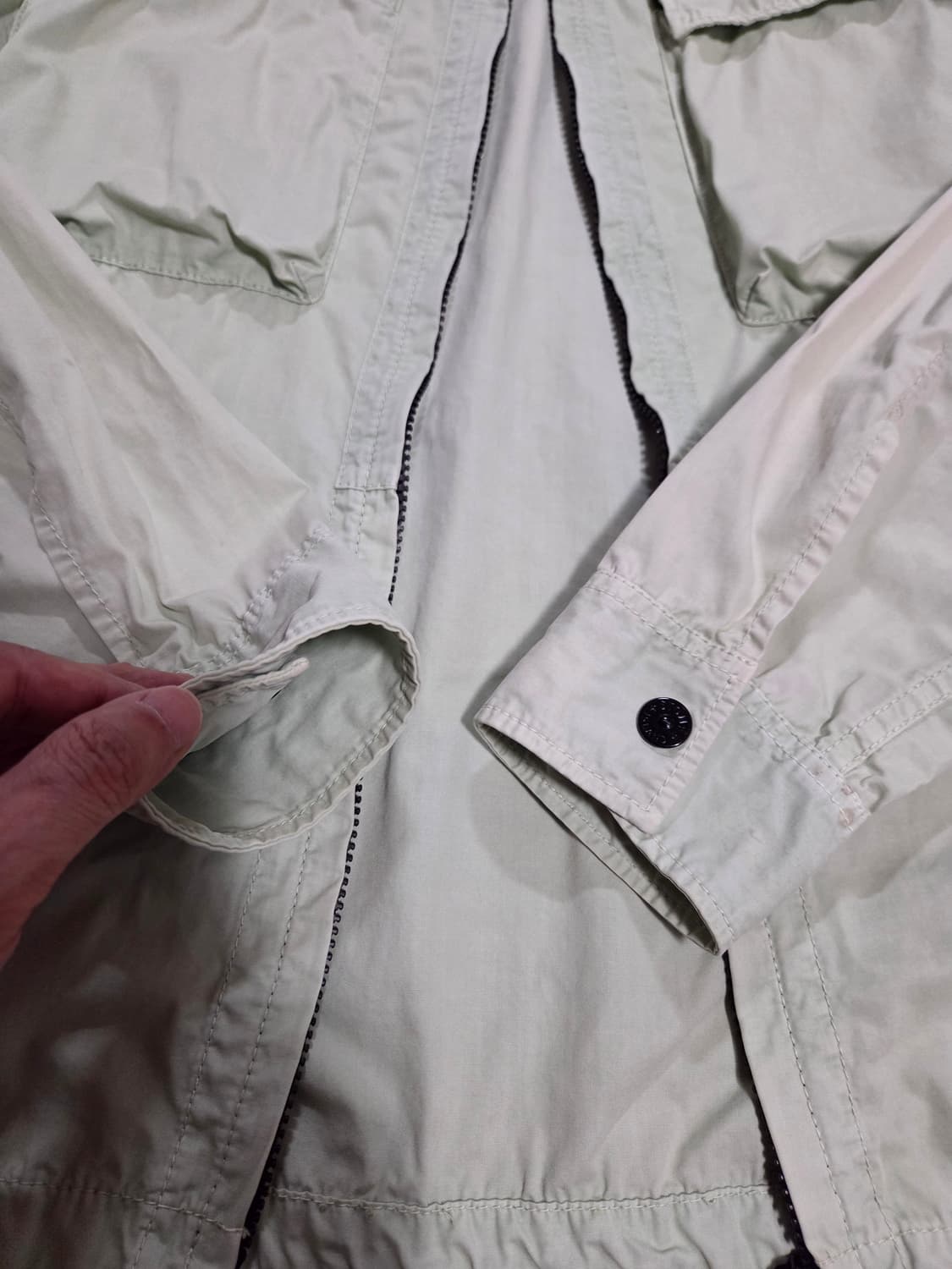 스톤아일랜드 코튼 가먼트 다잉 오버셔츠 세이지 그린 상품이미지10