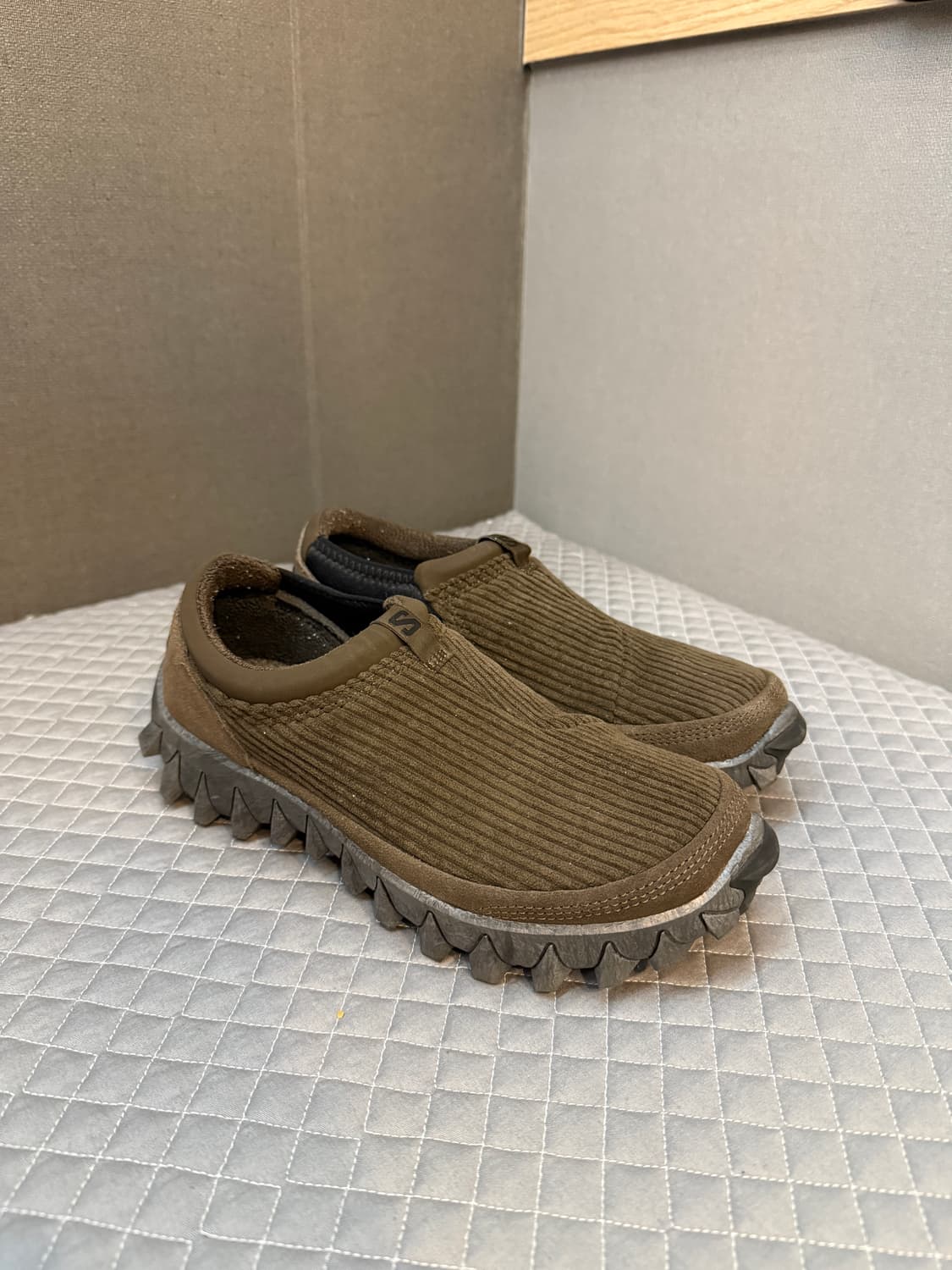 살로몬 스노우 클로그 코듀로이 245 상품이미지1