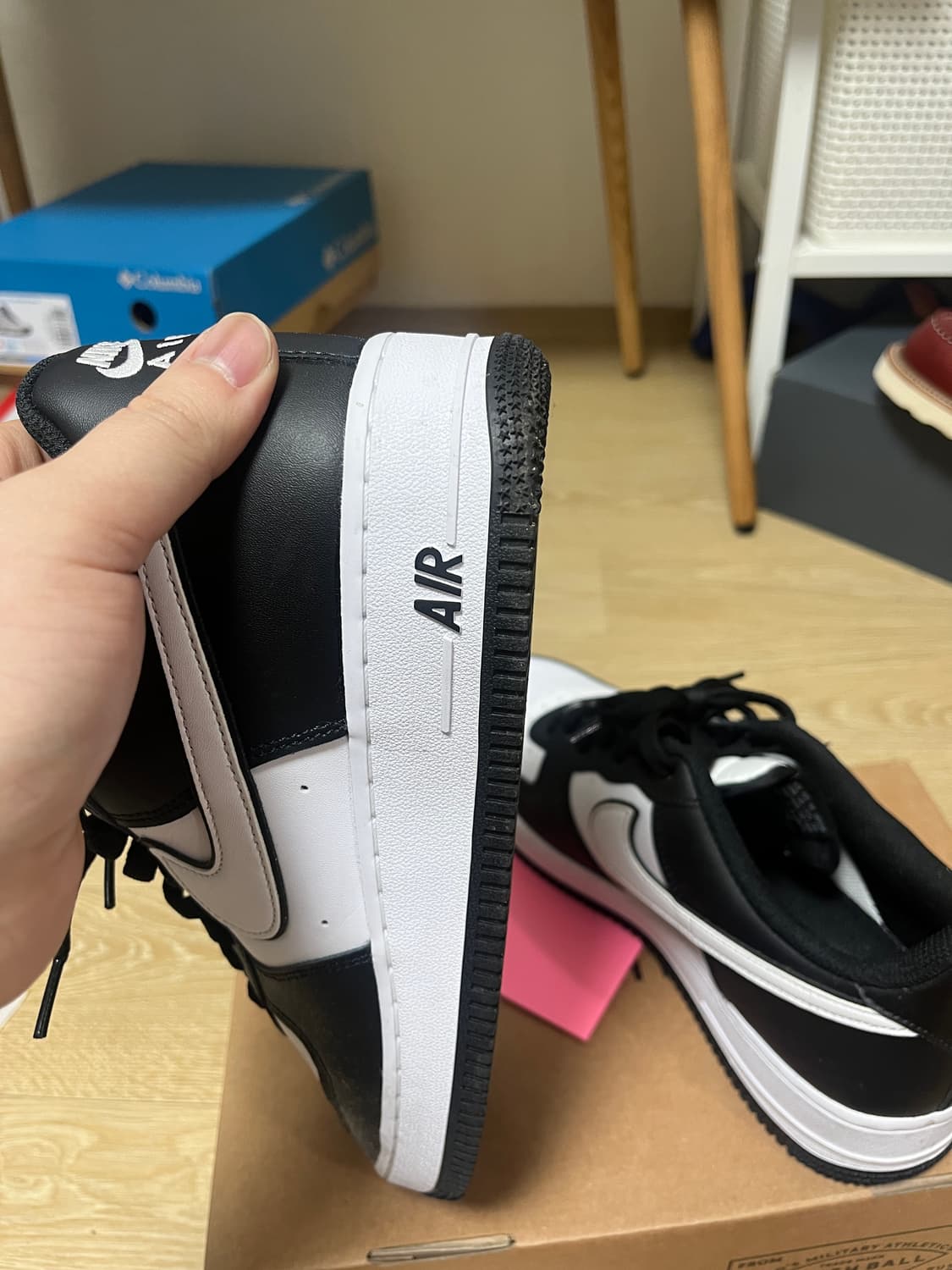 나이키 에어포스 1 로우 블랙/화이트(범고래) 265 상품이미지4