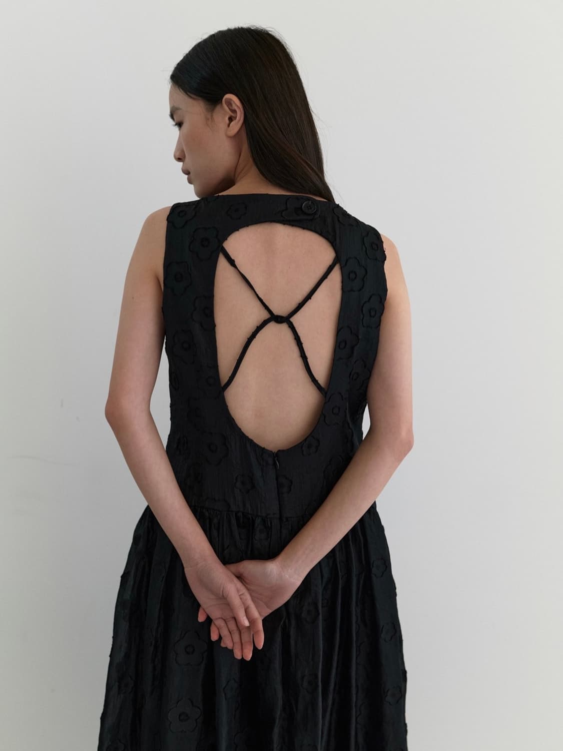 마조네 BACK HOLE DRESS_LACE 상품이미지2