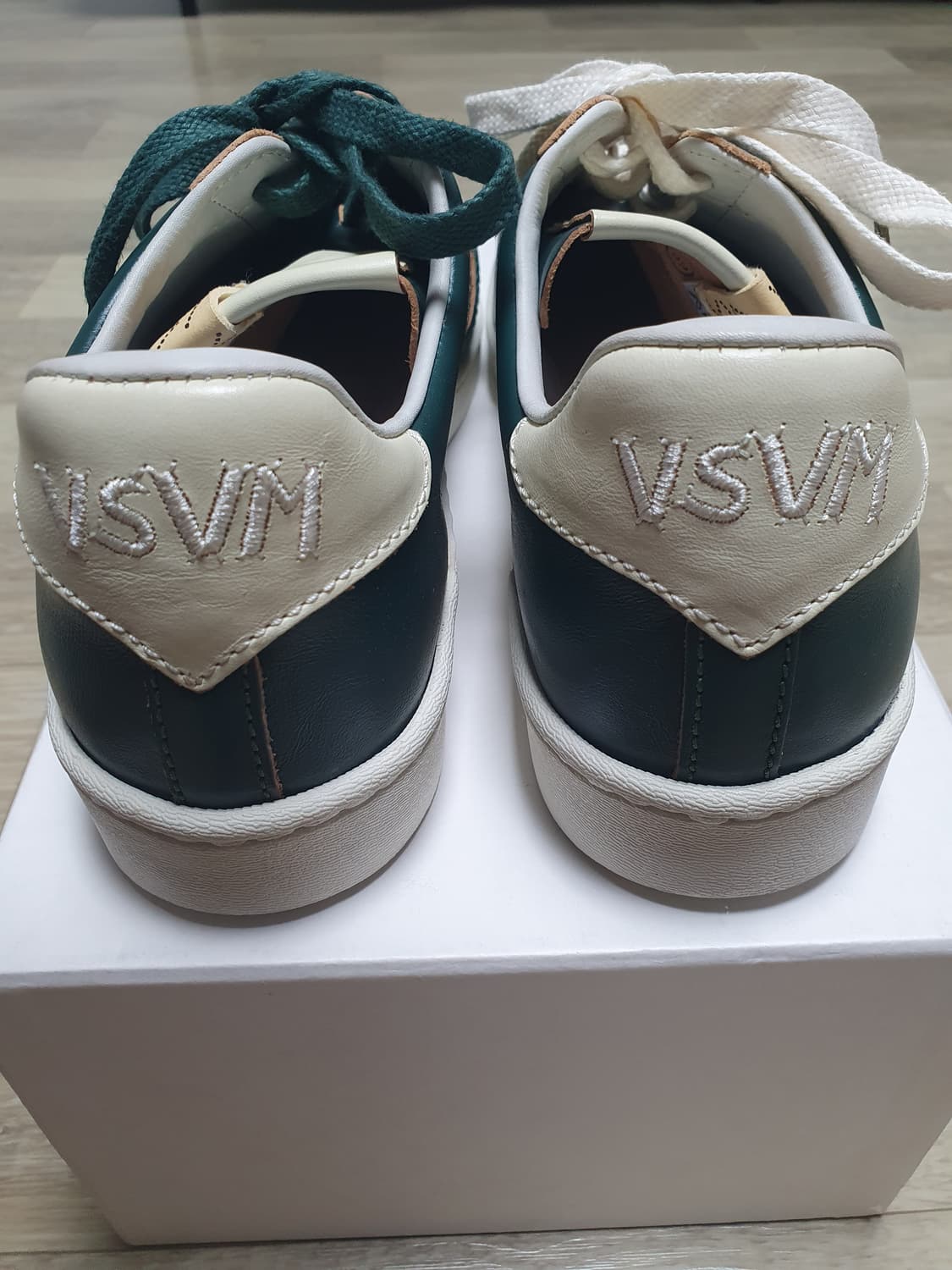 [M9] 21AW 비즈빔 코르다 포크 레더 그린 새제품 팝니다 상품이미지6