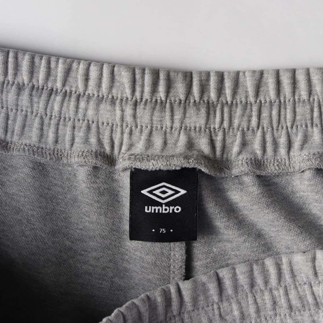 엄브로 그레이 스몰로고 스웨트 팬츠 75 상품이미지6