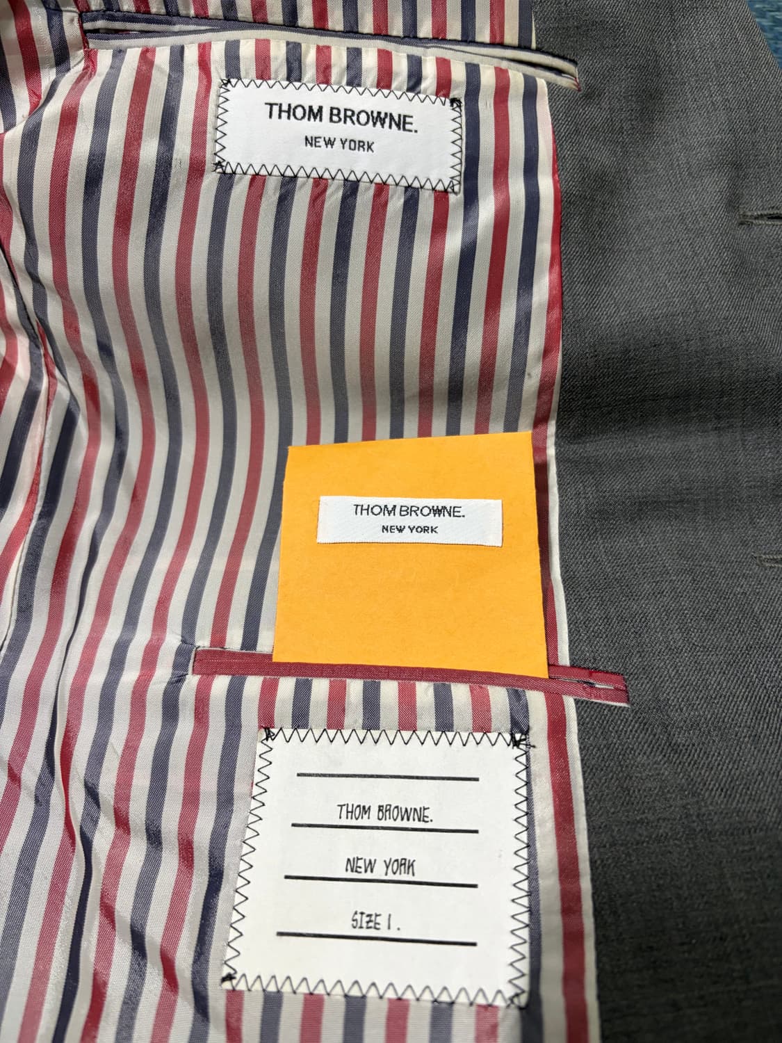 톰브라운 클래식 미드그레이 수트 상하의 세트 1사이즈 상품이미지6